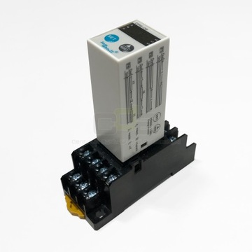 Przekaźnik czasowy wielofunkcyjny DRS-08, LED, 4 styki, 230VAC, T1/T2, TS35
