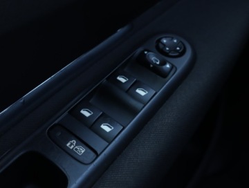 Peugeot 3008 I Crossover 2.0 HDI 150KM 2011 Peugeot 3008 2.0 HDi, Navi, Klima, Klimatronic, zdjęcie 15