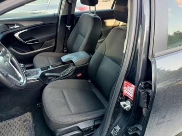 Opel Insignia I Sports Tourer 2.0 CDTI ECOTEC 130KM 2010 Opel Insignia 2.0CDTI 130km 10r, zdjęcie 4