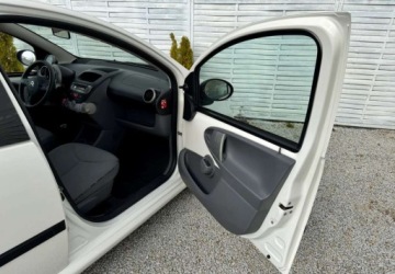 Citroen C1 I Hatchback 3d Facelifting 1.0 i 68KM 2011 Citroen C1 Citroen C1 1.0 Exclusive Benzyna 68KM, zdjęcie 27