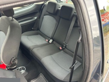 Peugeot 206 Hatchback 5d + 1.4 75KM 2010 Peugeot 206 plus 1.4 benzyna 75KM 2010r, zdjęcie 15