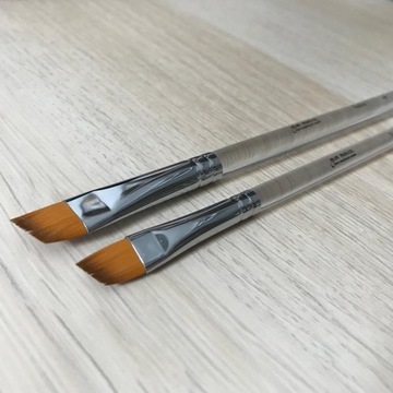 GrimMaster Nadia диагональная плоская синтетическая кисть №2