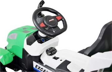 ТРАКТОР С АККУМУЛЯТОРНЫМ ПРИЦЕПОМ, ДИСТАНЦИОННЫЕ ЗВУКИ