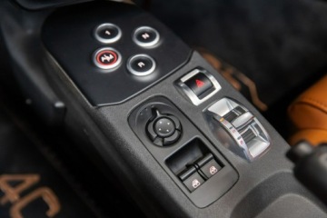 Alfa Romeo 4C Spider 1750TBi 240KM 2016 Alfa Romeo 4C SPIDER. Krajowa. 1 właściciel., zdjęcie 33