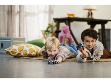 LEGO 77012 Погоня на истребителе Индианы Джонса