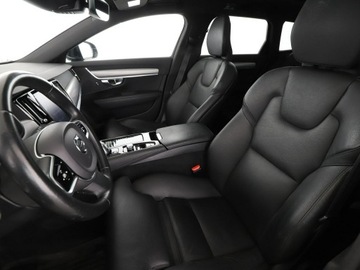 Volvo V90 II Kombi Plug In 2.0 T8 Twin Engine 391KM 2019 Volvo V90 Momentum PHEV T8 AWD automat skóra navi, zdjęcie 12