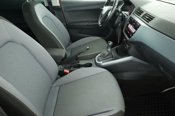 Seat Arona Crossover 1.0 EcoTSI 95KM 2017 Seat Arona 1.0 TSI, Salon Polska, Klima, Tempomat, zdjęcie 6