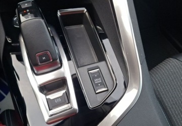 Peugeot 3008 II Crossover Facelifting  1.2 PureTech 130KM 2021 Peugeot 3008 1.2 PureTech Allure SS EAT8 1.2 Benzyna 130KM, zdjęcie 26