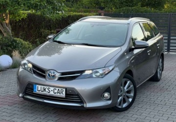 Toyota Auris II Touring Sports Hybrid 135 136KM 2013 Toyota Auris 1,8 HYBRID Navi Kamera KEY-LESS PDC Bezwypadkowy ASO Dla wyma, zdjęcie 1