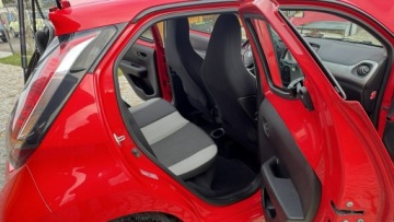Toyota Aygo II Hatchback 5d 1.0 VVT-i 69KM 2014 Toyota Aygo 1.0 Benz. 70KM - 5Drzwi, MODEL 2015!, zdjęcie 18