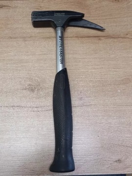 Молоток столярный STANLEY 1-51-037 (0,6 кг)