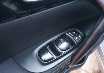 Nissan Qashqai II Crossover 1.2 DIG-T 115KM 2015 Nissan Qashqai Panorama Kamera 360 Hands Free GetHelp 1.2 Benzyna, zdjęcie 19