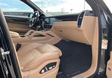 Porsche Cayenne III SUV 3.0 340KM 2020 Porsche Cayenne 3.0 Benzyna 340KM, zdjęcie 20