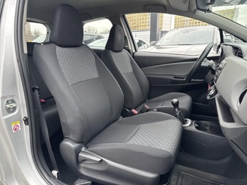 Toyota Yaris III Hatchback 5d Facelifting 1.0 VVT-i 69KM 2015 Toyota Yaris 1.0 Active EU6 III (2011-2019) Toyota, zdjęcie 16