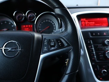 Opel Astra J Hatchback 5d 1.4 Turbo ECOTEC 140KM 2010 Opel Astra 1.4 T, Klima, Klimatronic, Tempomat, zdjęcie 16