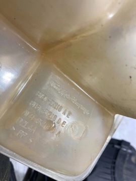 FORD C-MAX II 2014 NÁDRŽ VYROVNÁVACÍ VODY 1.0