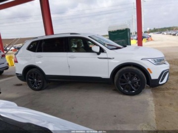 Volkswagen Tiguan III 2024 Volkswagen Tiguan 2.0T 2024 2.0 Benzyna 184KM, zdjęcie 6