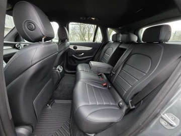 Mercedes GLC C253 SUV 2.0 250 211KM 2018 MERCEDES GLC 250 4MATIC AMG Line 2.0 benzyna 211KM Bezwypadkowy Serwis, zdjęcie 23