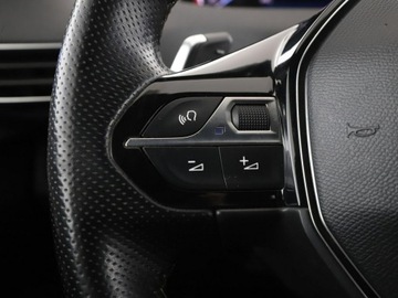Peugeot 3008 II Crossover Facelifting  1.2 PureTech 130KM 2021 Peugeot 3008 automat full LED skóra el. fotele z, zdjęcie 32