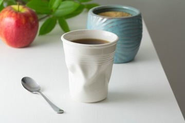 Zgnieciony kubek PREZENT GADŻET