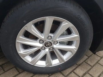 Toyota C-HR II SUV 1.8 Hybrid 140KM 2025 Od ręki - Comfort 1.8 Hybrid 140KM | Tempomat adaptacyjny!, zdjęcie 15