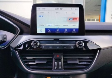 Ford Kuga III SUV Plug-In 2.5 Hybrid 190KM 2023 Ford Kuga Ford Kuga 2.5 FHEV AWD Titanium eCVT 2.5 Hybryda 190KM, zdjęcie 14