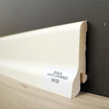 Listwa przypodłogowa biała drewniana 60/22, 2,4 m