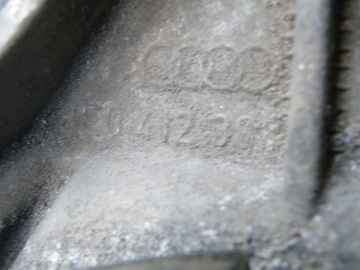 Audi A4 B6 B7 Опора верхнего поперечного рычага, опора переднего амортизатора 8E0412383