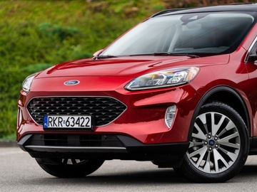 Ford Escape III 2022 Ford escpe (kuga) 4x4 AWD 2.0 bezyna, zdjęcie 2