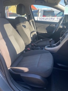 Opel Astra J Sports Tourer 1.7 CDTI ECOTEC 110KM 2012 Opel Astra KLIMATYZACJA PARKTRONIC EL.SZYBY EL.LUSTERKA NOWY ROZRZAD GWARA, zdjęcie 6