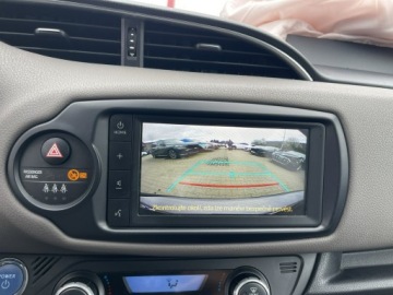 Toyota Yaris III Hatchback 5d Facelifting 2017 1.5 Hybrid 100KM 2020 Toyota Yaris Automat Hybryda Klimatronik Kamera, zdjęcie 9
