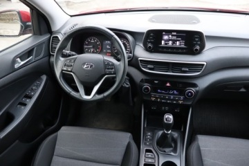 Hyundai Tucson III SUV 1.6 GDI 132KM 2018 Hyundai Tucson 1.6 GDI, Salon Polska, zdjęcie 6