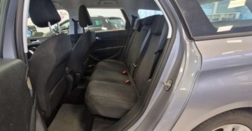 Peugeot 308 II SW Facelifting 1.5 BlueHDI 102KM 2019 Peugeot 308 T9 SW 1.5 BlueHDi 102KM LED 1.5 Diesel 102KM, zdjęcie 13