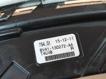 Ford Kuga MK1 2.0 TDCI LED лампа ДХО правая передняя