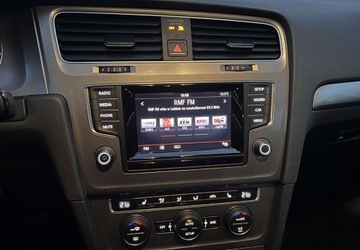 Volkswagen Golf VII Hatchback 3d 1.2 TSI 85KM 2014 Volkswagen Golf VII 1.2 TSI 86KM Highline BiXenon LED PDC 1wł. SerwisASO, zdjęcie 22