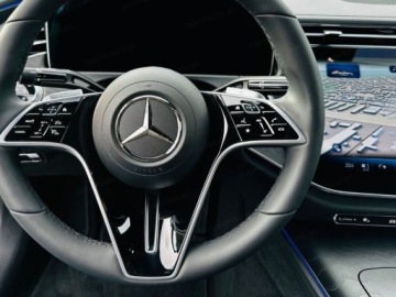 Mercedes Klasa E W214 Sedan 2.0 220d 197KM 2026 E Klasa 220 d 4-Matic Exclusive 2.0 (197KM) 2026, zdjęcie 8