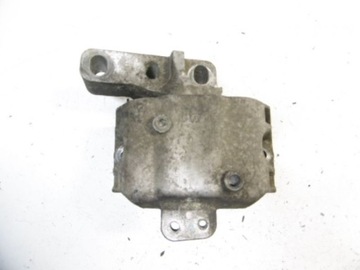 AUDI TT UCHYCENÍ MOTORU 1,8T 1J0198262BM