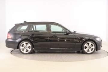 BMW Seria 3 E90-91-92-93 Touring E91 2.0 318d 143KM 2012 BMW 3 318 d, Navi, Xenon, Klima, Klimatronic, zdjęcie 5