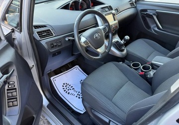 Toyota Verso Minivan Facelifting 1.6 D-4D 112KM 2015 Toyota Verso Navi, Dach panoramiczny, Kamera, 7 osobowy 1.6 Diesel 112KM, zdjęcie 19