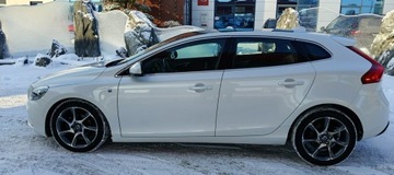 Volvo V40 II Hatchback 1.6 D2 115KM 2014 Volvo V40 1,6Hdi 115 KM Ocean Race Panorama, zdjęcie 4