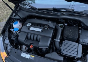 Volkswagen Golf VI Hatchback 5d 1.6 102KM 2009 Volkswagen Golf Niski przebieg, bezwypadkowy, bardzo zadbany 1.6 Benzyna, zdjęcie 25