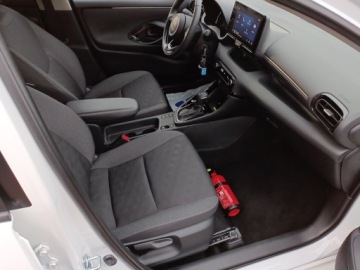 Toyota Yaris IV Hatchback 1.5 Hybrid Dynamic Force 116KM 2024 Toyota Yaris Hybrid 1.5 Style IV (2020-) 1.5 Hybry, zdjęcie 11