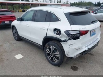 Mercedes GLA II 2025 Mercedes-Benz GLA 2025 MERCEDES-BENZ GLA 250 4MATIC 2.0 Benzyna 221KM, zdjęcie 2