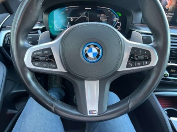 BMW Seria 5 G30-G31 2022 BMW Seria 5 2.0 hybryda Plug in automat M pakiet zarej w PL zamiana, zdjęcie 15