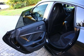 BMW Seria 2 F22-F23-F45-F46 Coupe Facelifting 218d 150KM 2021 BMW Seria 2 BMW Seria 2 218d M Sport sport 2.0 Diesel 150KM, zdjęcie 27