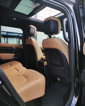 Land Rover Defender IV (L663) Hard Top 90 3.0D R6 250KM 2024 Land Rover Defender MY25 3.0D I6 250 PS AWD Auto X-Dynamic HSE 110 3.0, zdjęcie 3