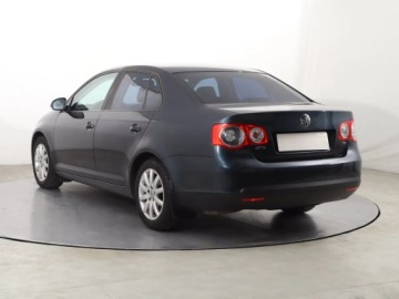 Volkswagen Jetta V 1.9 TDI 105KM 2008 VW Jetta 1.9 TDI, Salon Polska, Klima, zdjęcie 3