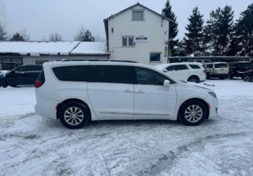 Chrysler Pacifica II 2017 Chrysler Pacifica 2017 Chrysler Pacifica 3.6L - w Polsce po oplatach i akc, zdjęcie 2