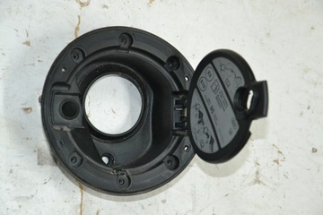 Audi TT klapka wlewu paliwa 8S0809857 E oryginał