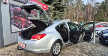 Opel Insignia I Sedan 2.0 CDTI ECOTEC 130KM 2011 Opel Insignia Sprowadzony oplacony super stan nowe sprzeglo. 2.0 Diesel, zdjęcie 32